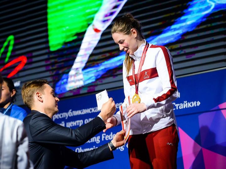 Казанская спортсменка завоевала золото на турнире по фехтованию в Минске