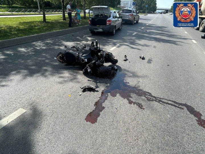 В Набережных Челнах мотоциклист скончался после ДТП